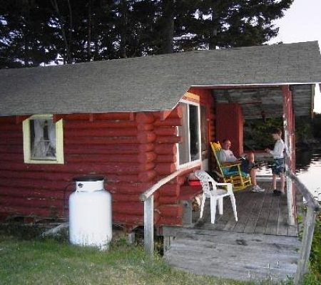 harris-point-shore-cabins5